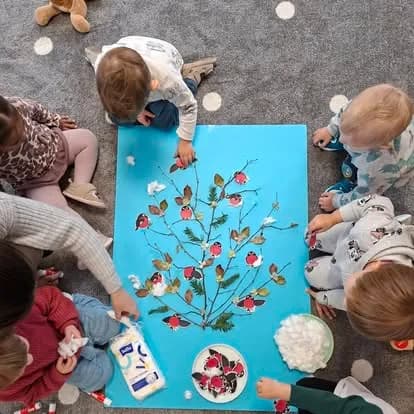 Kreatywne rączki - Żłobek Junior w Częstochowie (zdjęcie 7)