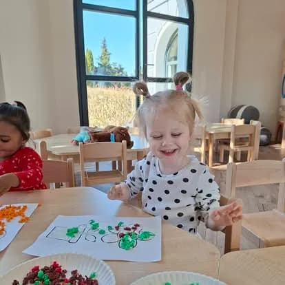 Kreatywne rączki - Żłobek Junior w Częstochowie (zdjęcie 10)