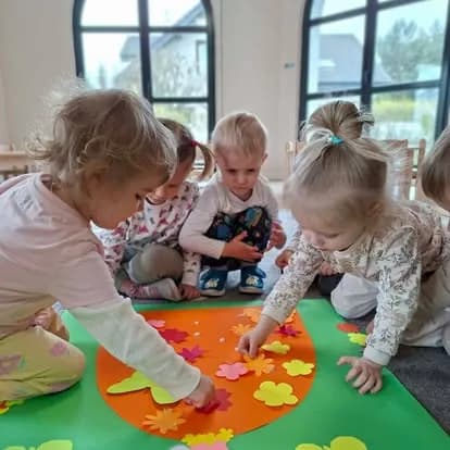 Kreatywne rączki - Żłobek Junior w Częstochowie (zdjęcie 13)