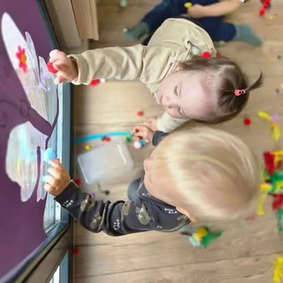 Kreatywne rączki - Żłobek Junior w Częstochowie (zdjęcie 27)