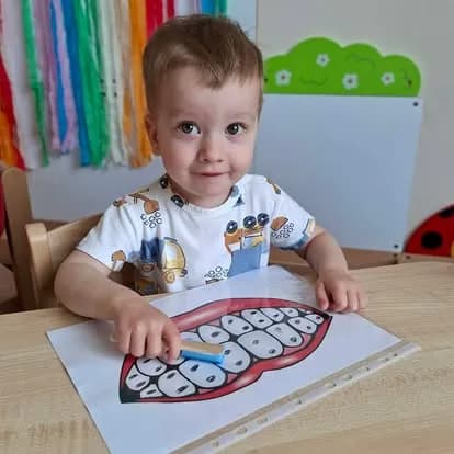 Kreatywne rączki - Żłobek Junior w Częstochowie (zdjęcie 28)