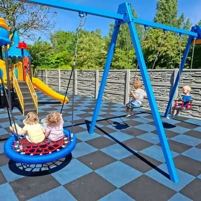 Plac zabaw - Żłobek Junior w Częstochowie (zdjęcie 7)
