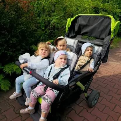 Nasze spacery - Żłobek Junior w Częstochowie (zdjęcie 12)